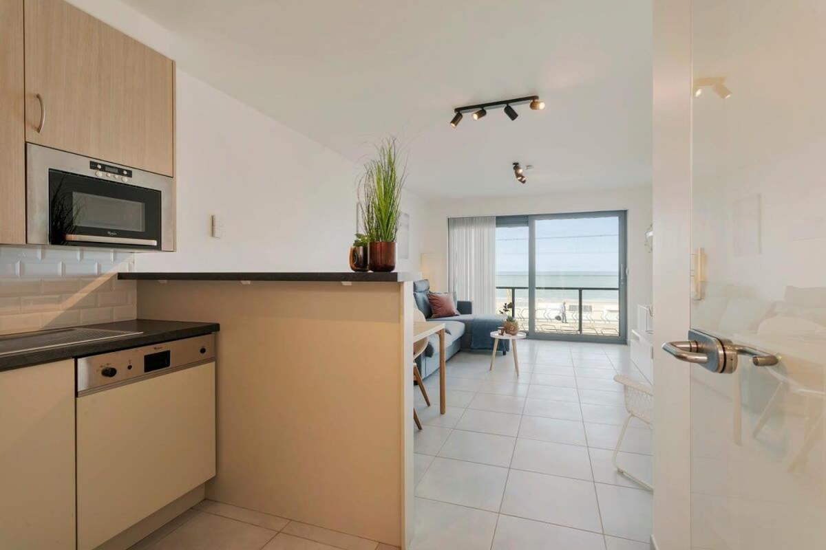Huswell - Cosy Apartment With Amazing Beach View Ostend Exterior photo